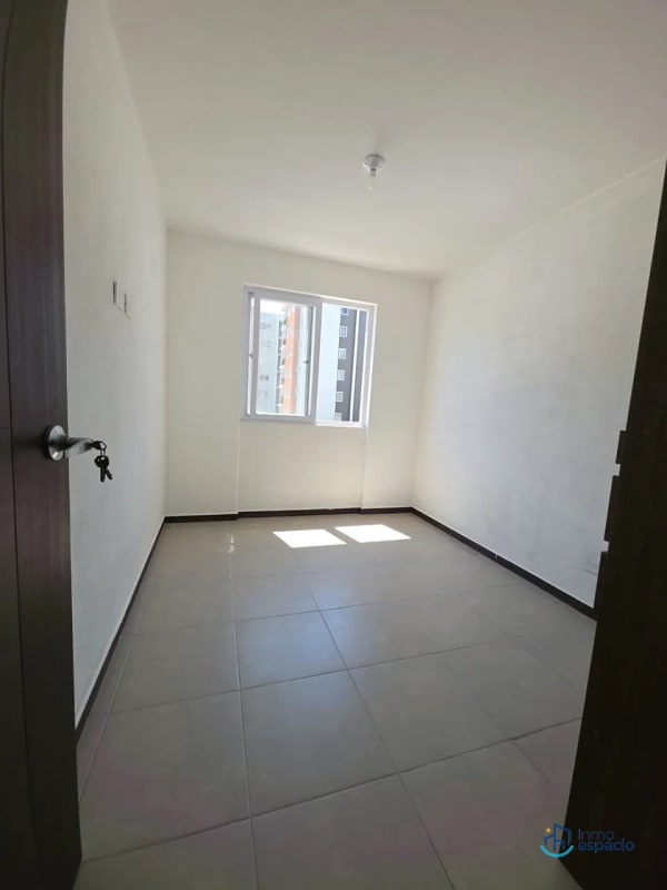 Apartamento en Venta – Parque San Ángel, Zona 2 - 16