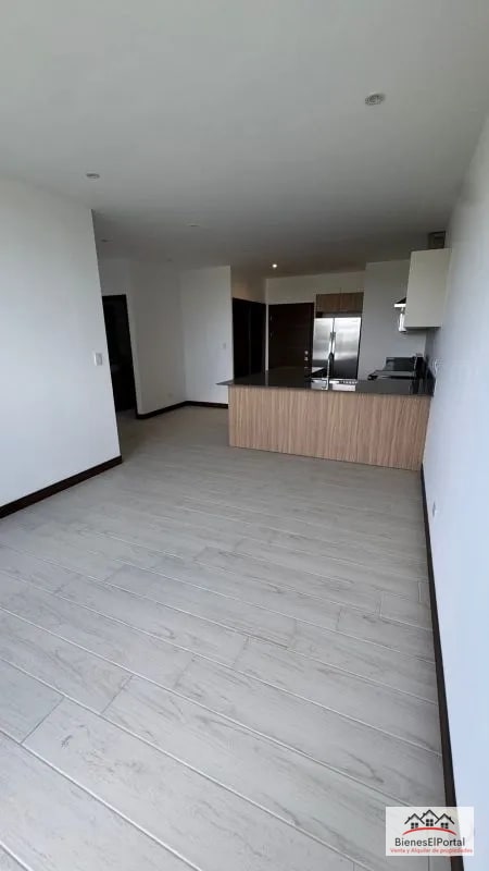 Apartamento en Edificio Spazio Residencias Zona 15 - 1