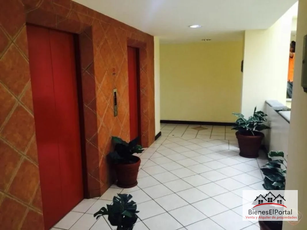 Apartamento en Edificio Santorini Zona 14 - 3