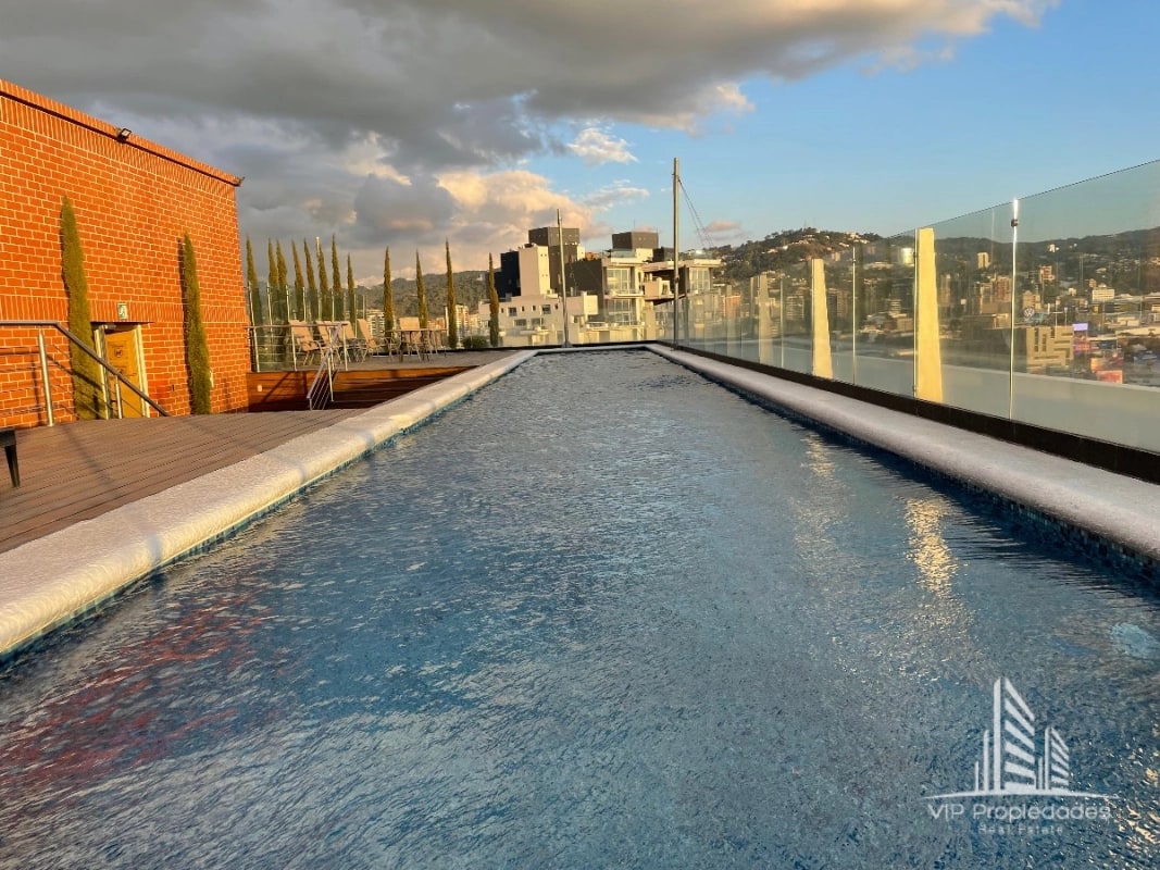 Casalini Diagonal 6 zona 10, apartamento en alquiler - 1