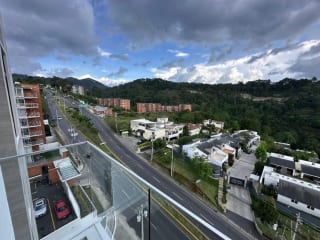 Apartamento en renta, piso alto con preciosa vista!! NARU 16 — Apartamento en Alquiler en Zona 16, Guatemala, Ciudad — miniatura 6 de 17