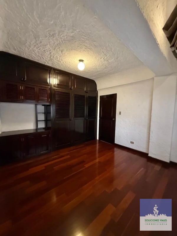 APARTAMENTO AMPLIO EN ALQUILER, ZONA 15 VH2 - 5