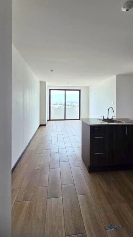 Apartamento en Venta – Edificio Petápolis, Zona 12 - 15