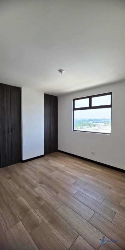Apartamento en Venta – Edificio Petápolis, Zona 12 - 3