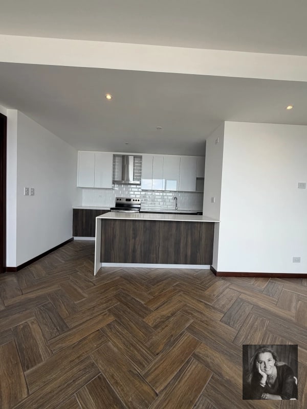 Apartamento en Venta en Edificio Zona 10 | 3 Habitaciones | 130 m² - 16