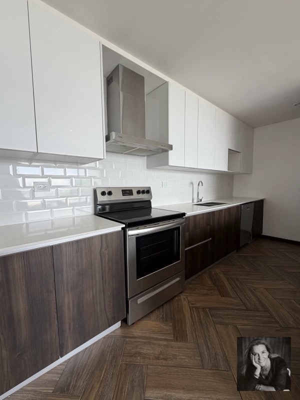 Apartamento en Venta en Edificio Zona 10 | 3 Habitaciones | 130 m² - 15