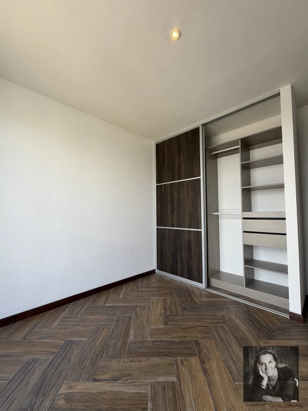 Apartamento en Venta en Edificio Zona 10 | 3 Habitaciones | 130 m² - 10
