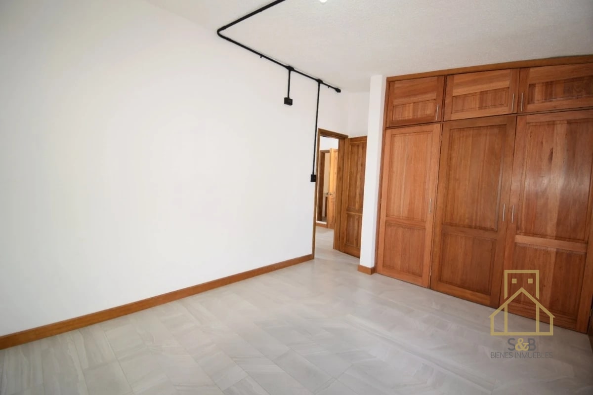 Apartamento en renta, zona 15 - 2