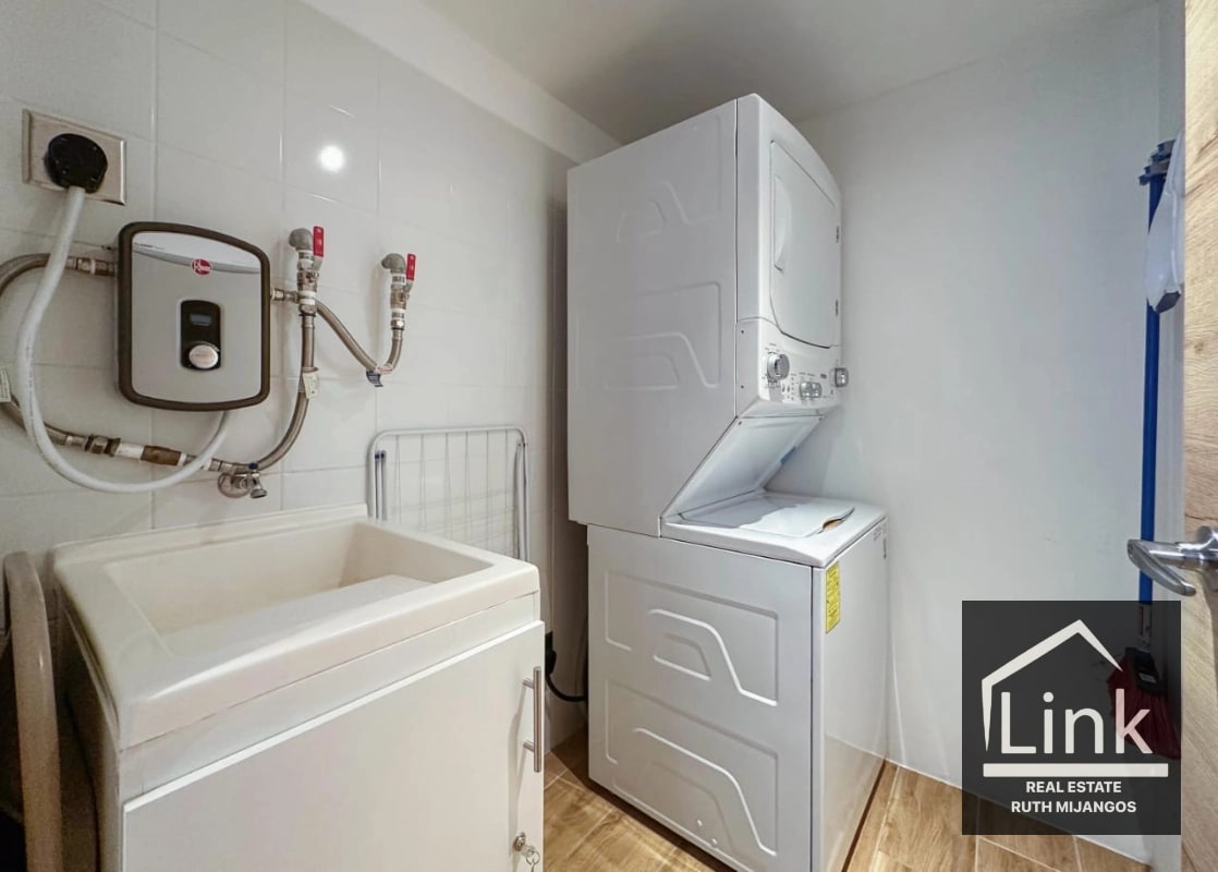 Venta de Apartamento Zona 9 AMUEBLADO - 7