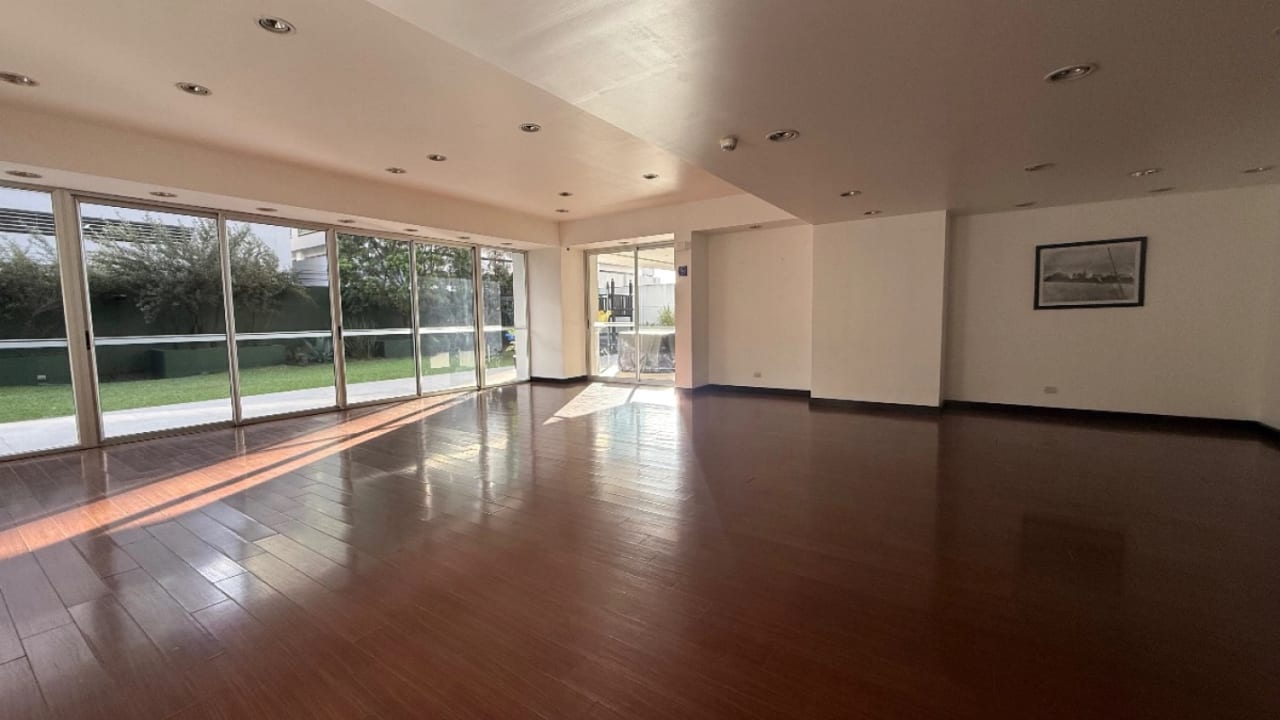 Apartamento en Venta en Zona 10 — Apartamento en Venta en 19-10, Zona 10, Guatemala, Ciudad — foto 2 de 8
