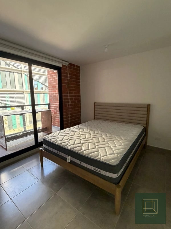 Apartamento tipo estudio en renta zona 4 - 9