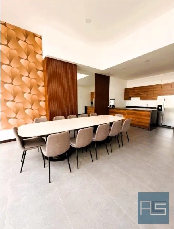 Moderno Apto en nivel alto para estrenar de 3 habitaciones con dorm de servicio en Vista Hermosa II, zona 15 - 2