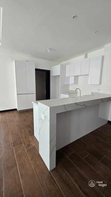 APARTAMENTO EN LIRIOS DE CAYALÁ ZONA 16 - 1