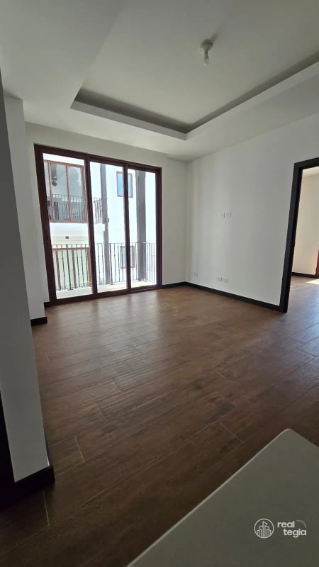 APARTAMENTO EN LIRIOS DE CAYALÁ ZONA 16 - 11
