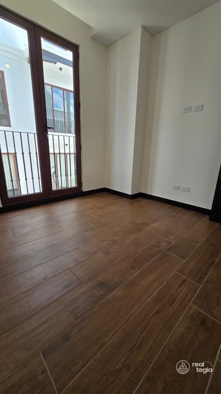 APARTAMENTO EN LIRIOS DE CAYALÁ ZONA 16 - 9