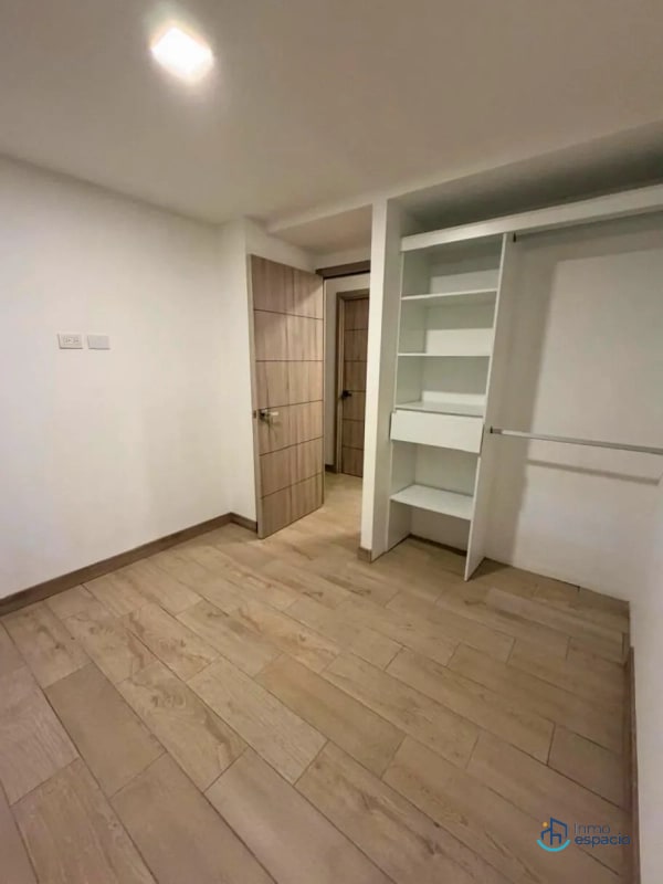 Apartamento en Alquiler – Edificio Armonía, Zona 12 - 9