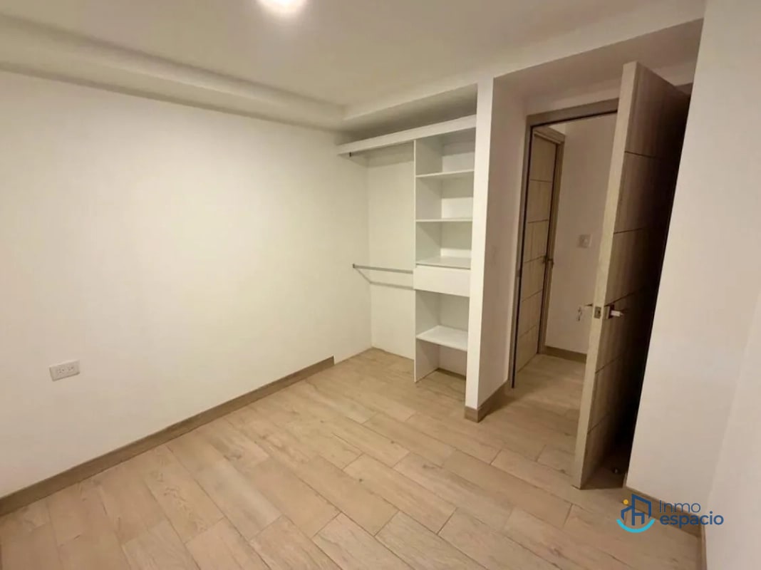 Apartamento en Alquiler – Edificio Armonía, Zona 12 - 8