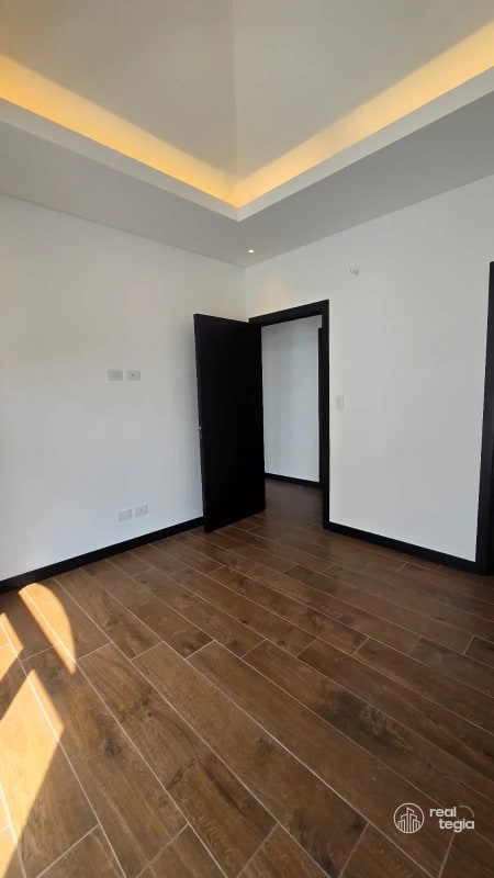 APARTAMENTO LIRIOS IV DE CAYALÁ ZONA 16 - 8