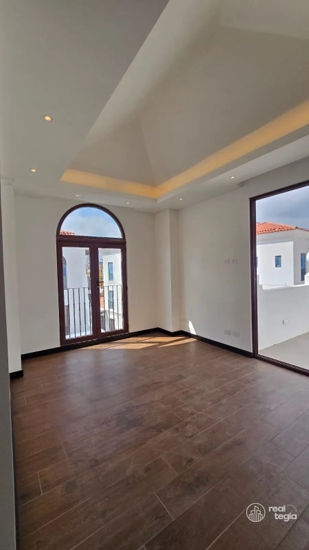 APARTAMENTO LIRIOS IV DE CAYALÁ ZONA 16 - 5