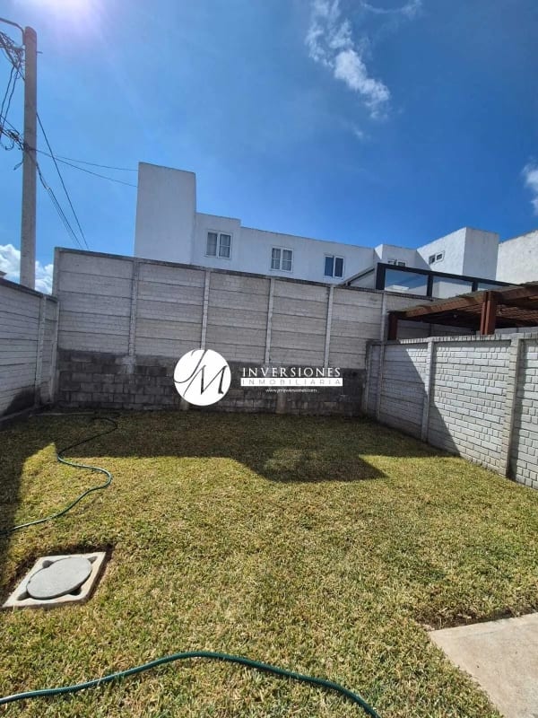Bonita casa en venta en Altos de San Nicolas — Apartamento en Venta en San José Pinula, Guatemala, Ciudad — foto 2 de 9