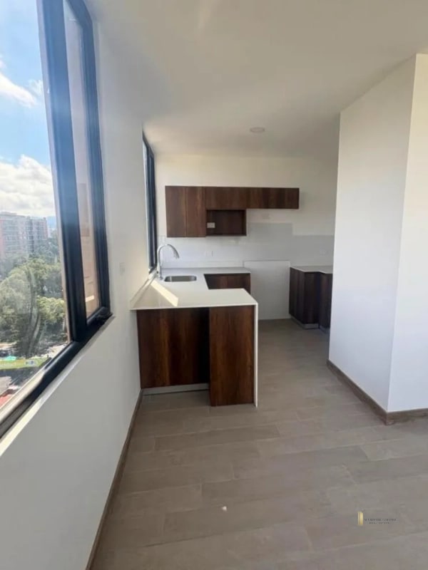 APARTAMENTO EN VENTA – Edificio Providencia, Zona 13 - 10