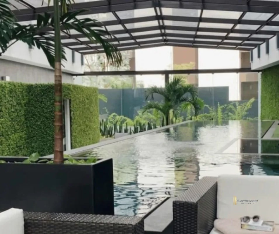 RENTA AMPLIO APARTAMENTO 3 HABITACIONES + SERVICIO– Edificio Bosco, Zona 15 - 1