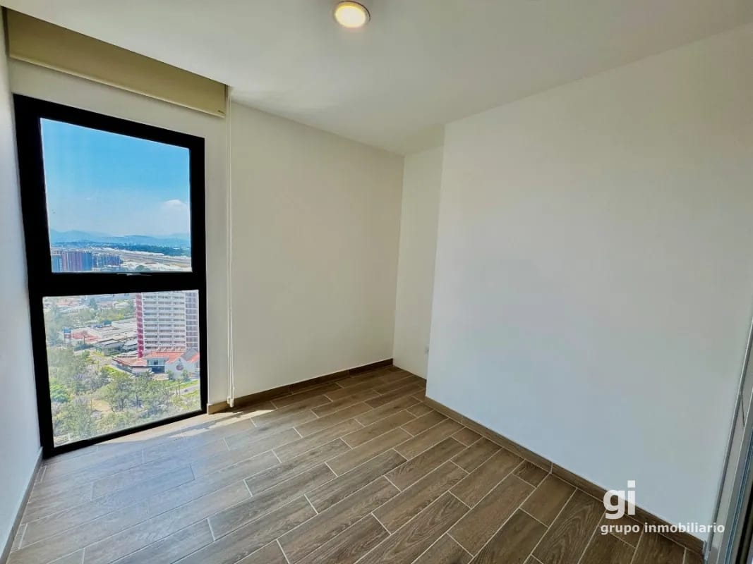 Apartamento en venta para amantes de las vistas y los aviones — Apartamento en Venta en Zona 14, Guatemala, Ciudad — foto 10 de 17