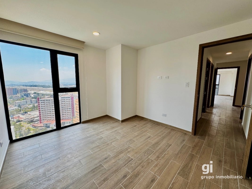 Apartamento en venta para amantes de las vistas y los aviones - 7