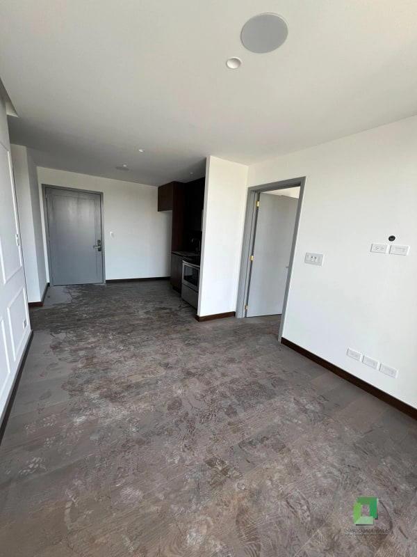 Apartamento en renta zona 10 Atarah - 10