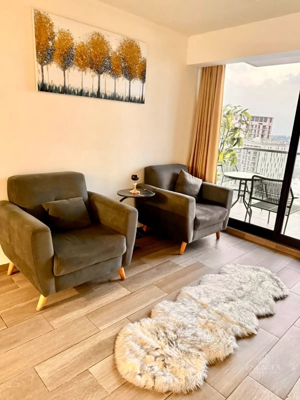 Zona 11 • Apartamento Amueblado en Renta • Edificio Aralia 1 - 12