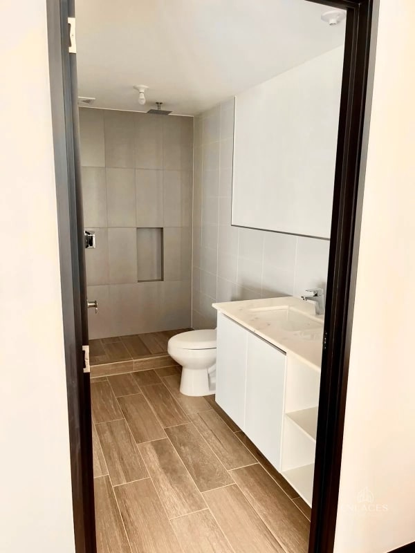 Zona 14 • Apartamento en Renta • Edificio Segheria - 2
