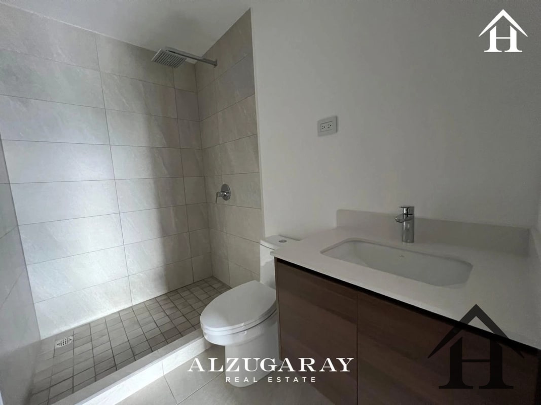 GANGA apartamento nivel alto zona 10 Edif IQ10 - 2