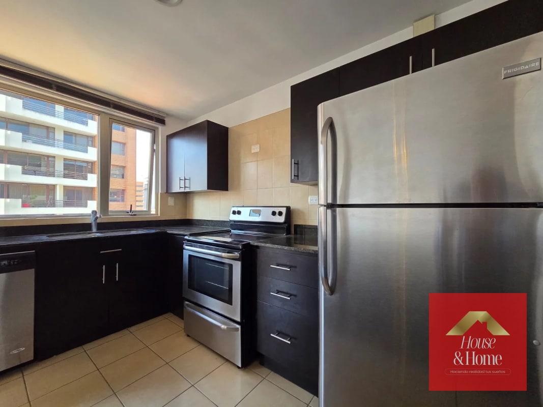 Apartamento en renta zona 14 -Torre Quattro - 15