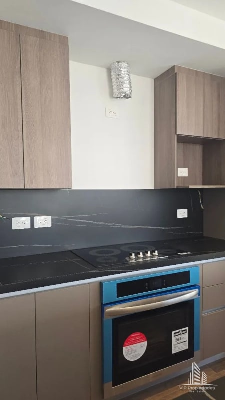 Apartamento en alquiler en Zona 15-Gaura - 9