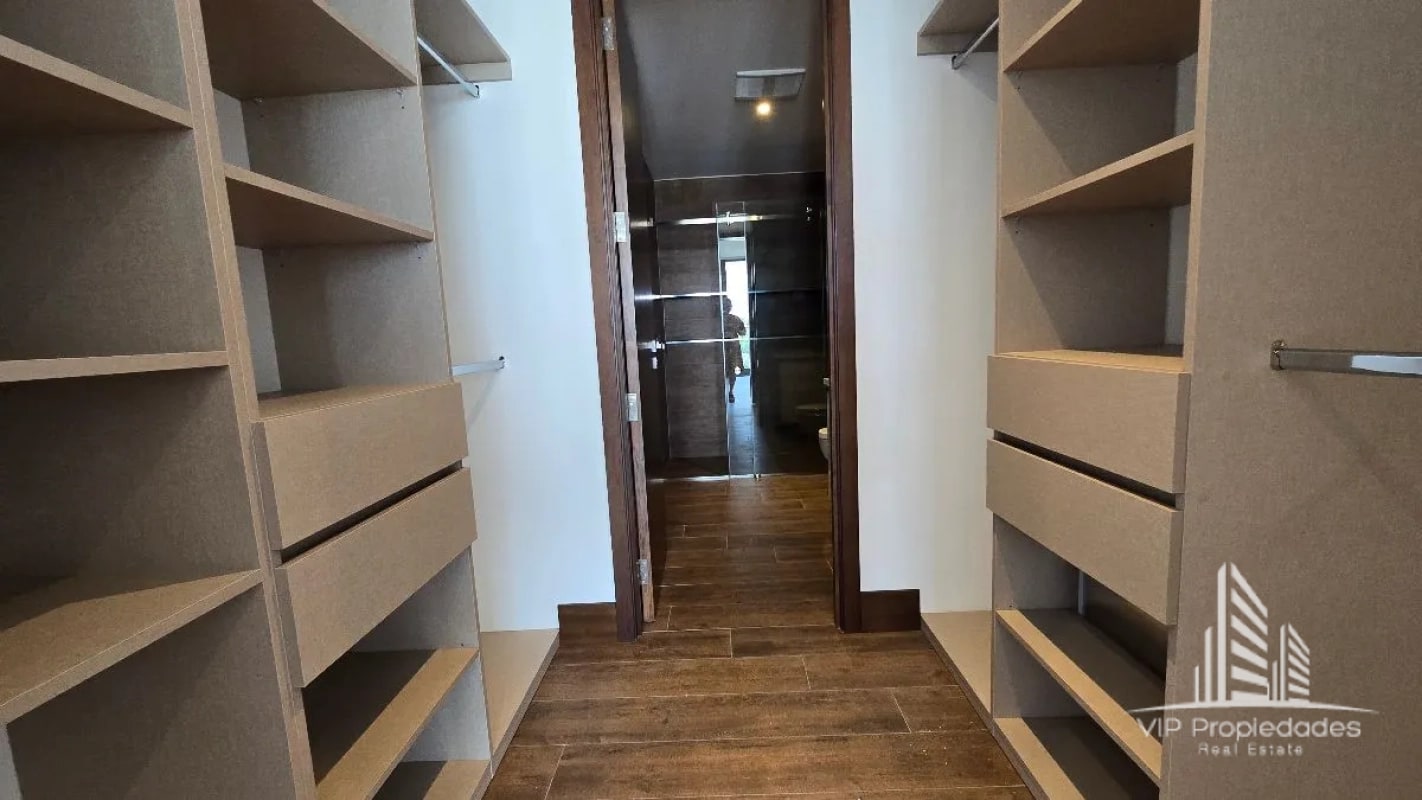 Apartamento en alquiler en Zona 15-Gaura - 3