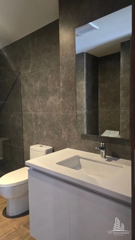 Apartamento en alquiler en Zona 15-Gaura - 2