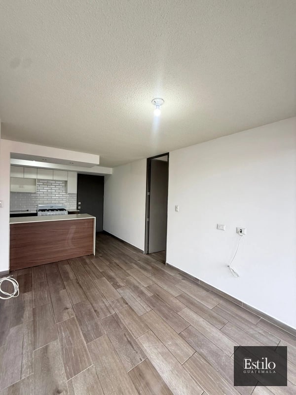 HERMOSO APARTAMENTO CON BALCÓN EN VENTA - 3
