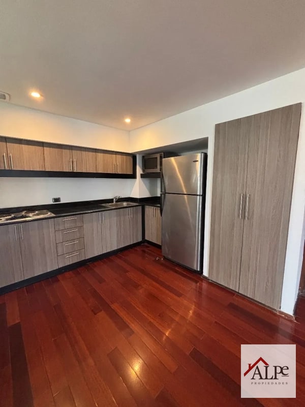 APARTAMENTO AMOBLADO EN VENTA ZONA 13 - 1