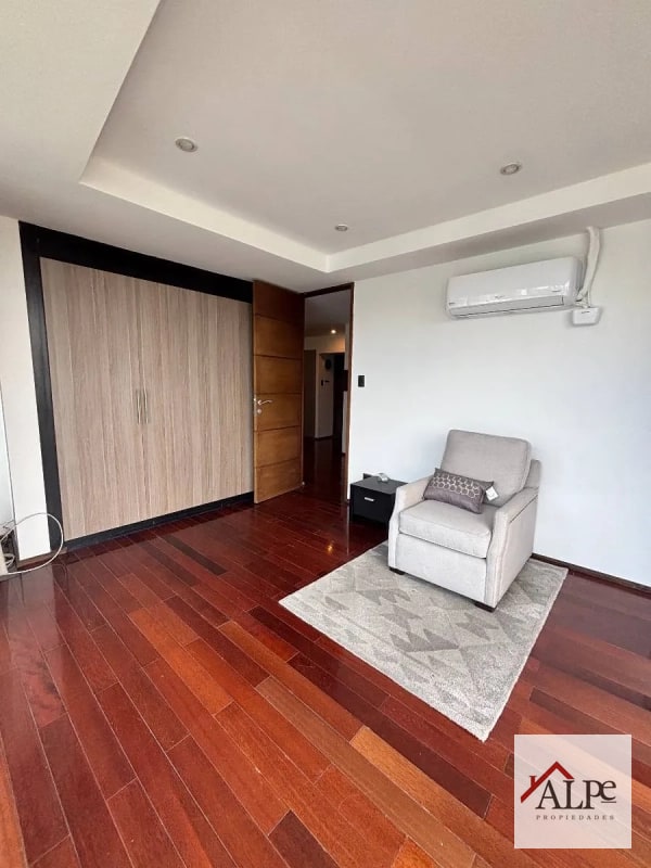 APARTAMENTO AMOBLADO EN VENTA ZONA 13 - 7