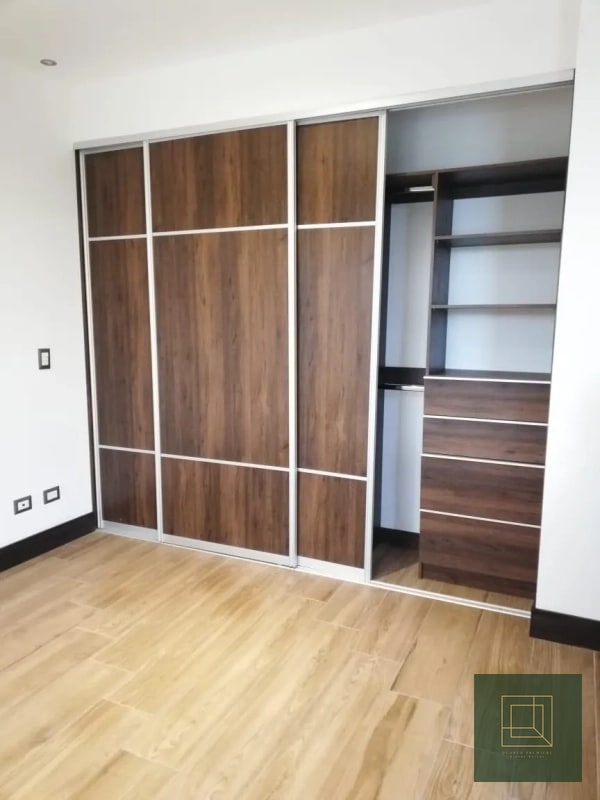 Apartamento en venta Vivalt zona 10 - 4