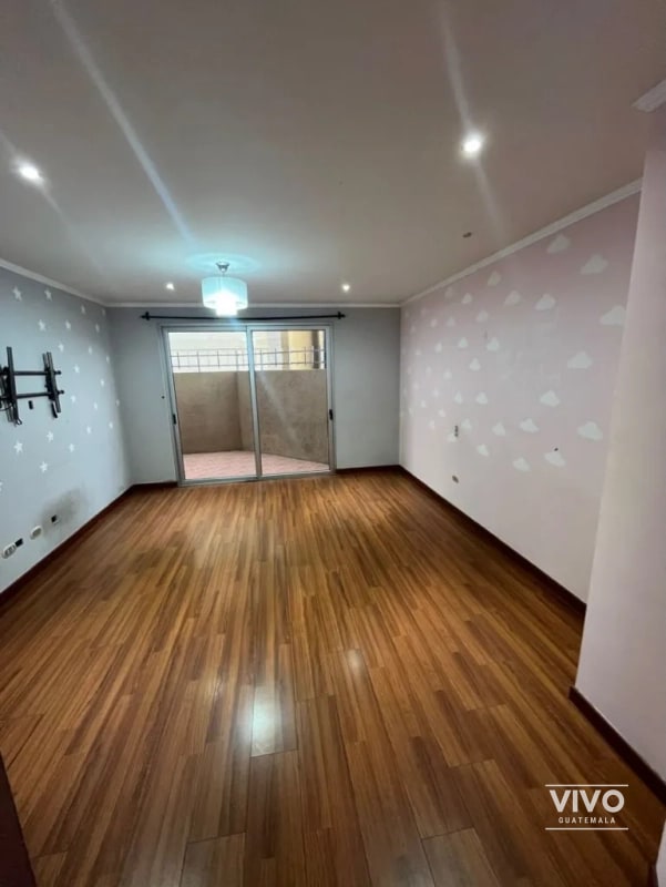 Se renta apartamento, 2 hab, Las Gemas – Zona 11 - 4