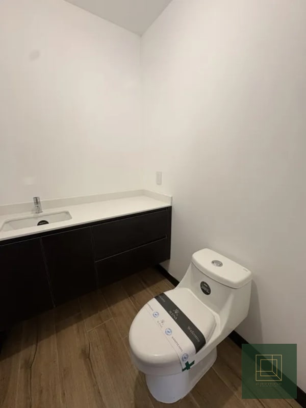 Apartamento en RENTA/VENTA zona 15 - 8