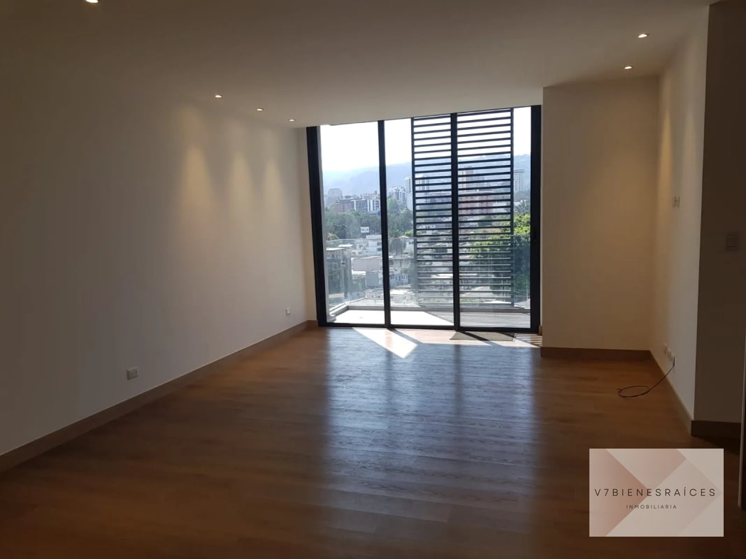 PRECIOSO APARTAMENTO EN ZONA 15 - 9