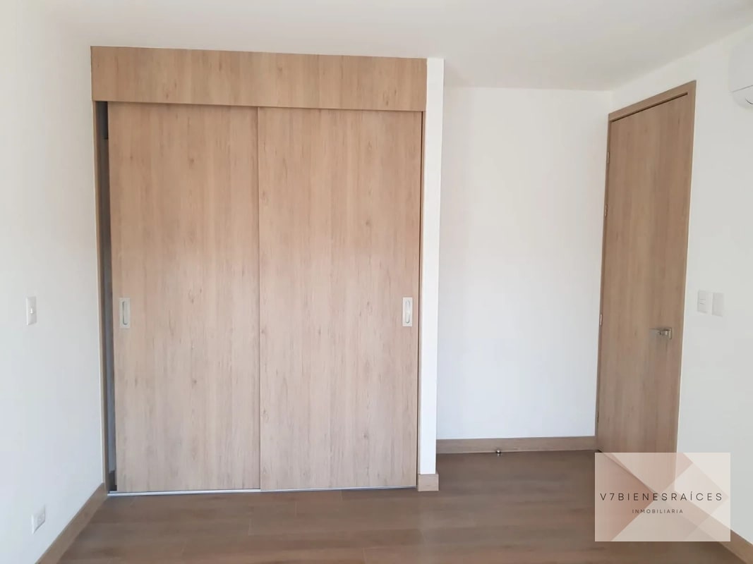 PRECIOSO APARTAMENTO EN ZONA 15 - 2