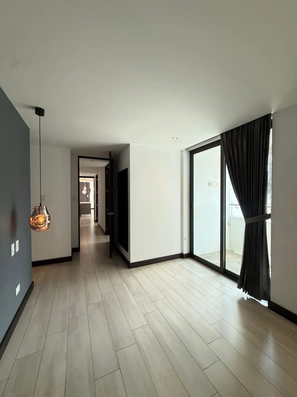 Vendo lindo apartamento en zona 15 — Apartamento en Venta en LIV, Zona 15, Guatemala, Ciudad — foto 1 de 14