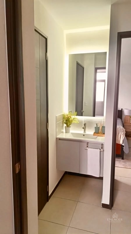 Zona 11 • Apartamento Amueblado en Venta • Parque San Jorge - 12