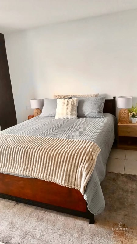 Zona 11 • Apartamento Amueblado en Venta • Parque San Jorge - 4