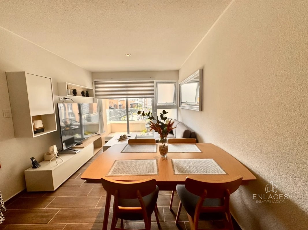 Zona 7 • Apartamento Amueblado en Venta • Parque Mateo - 13