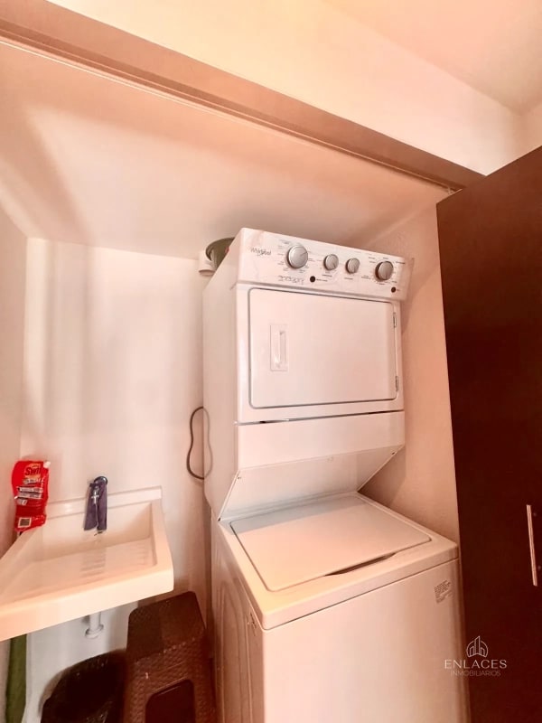 Zona 7 • Apartamento Amueblado en Venta • Parque Mateo - 7
