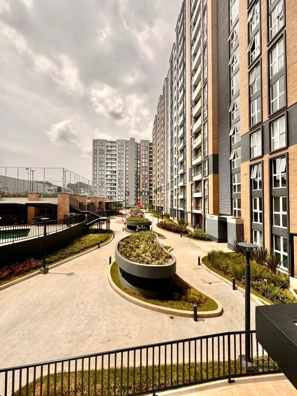 Zona 7 • Apartamento Amueblado en Venta • Parque Mateo - 2